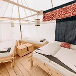 Camp Роскошный шатер *